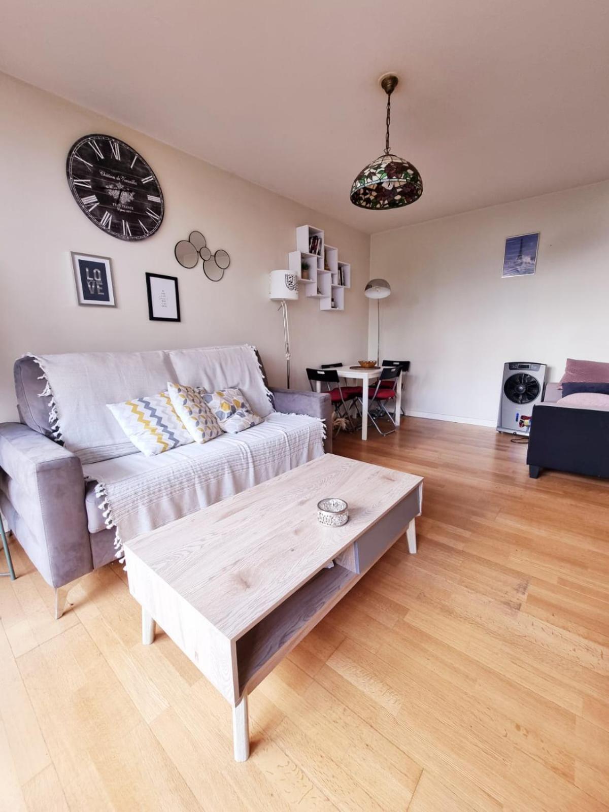 Appart Tour Eiffel Pour 4 Personnes Apartman Párizs Kültér fotó